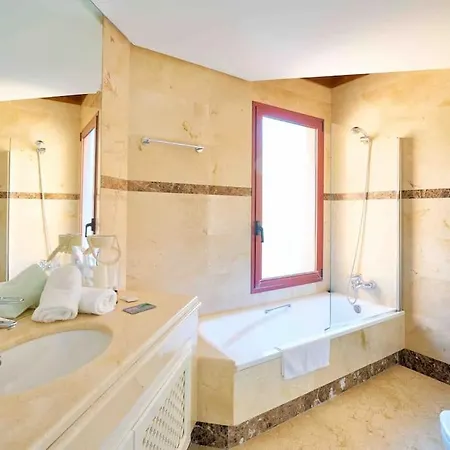 펜션 Luxury Duplex Penthouse By Puerto Banus *