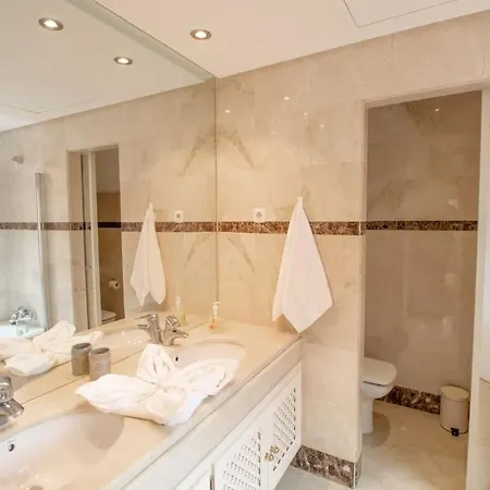 Vakantiehuis Luxury Duplex Penthouse By Puerto Banus