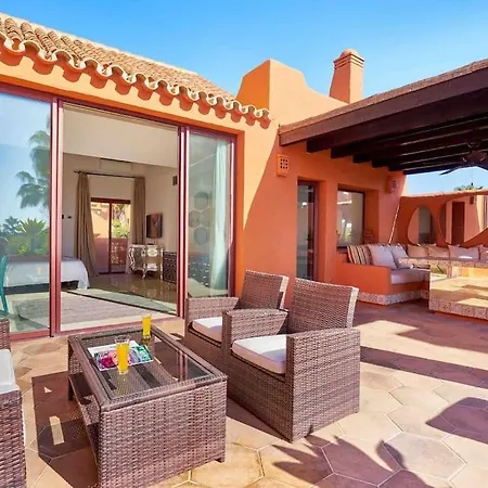 펜션 Luxury Duplex Penthouse By Puerto Banus *