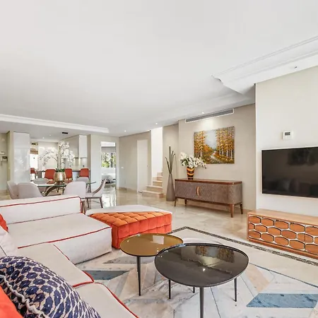 Luxury Duplex Penthouse By Puerto Banus