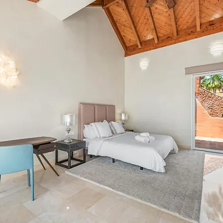Luxury Duplex Penthouse By Puerto Banus