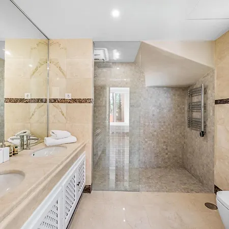 Luxury Duplex Penthouse By Puerto Banus *