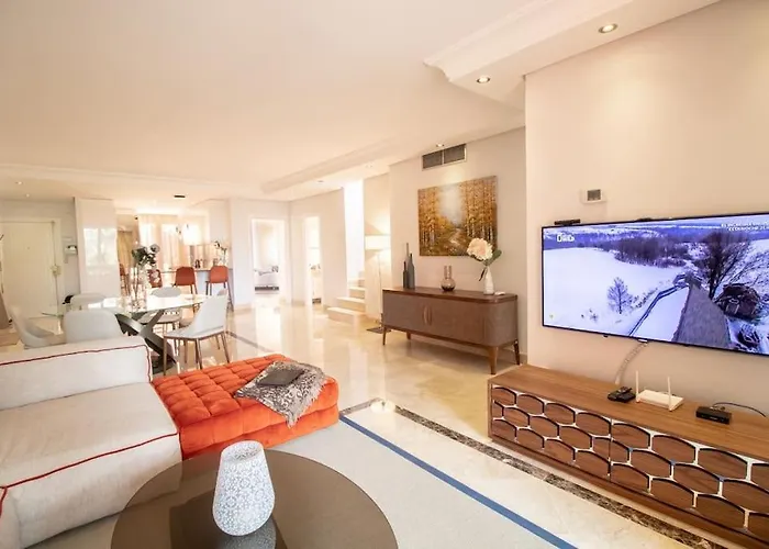 Luxury Duplex Penthouse By Puerto Banus *