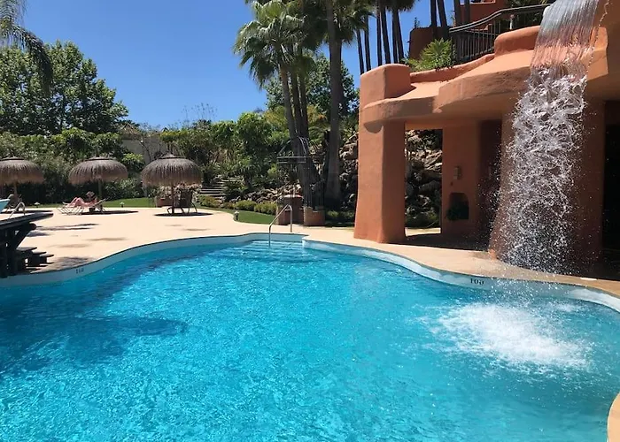 Luxury Duplex Penthouse By Puerto Banus 펜션 마르베야