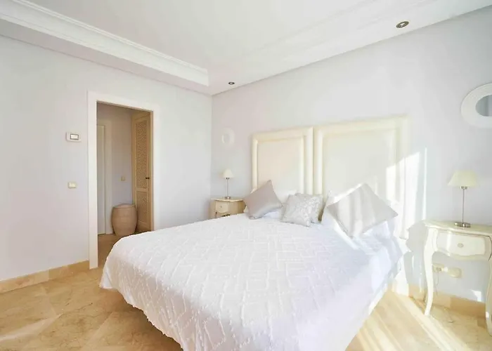 Дом отдыха Luxury Duplex Penthouse By Puerto Banus Марбелья