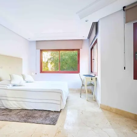 Luxury Duplex Penthouse By Puerto Banus 別荘 *