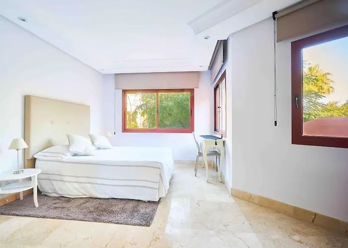 Luxury Duplex Penthouse By Puerto Banus Сasa de vacaciones *